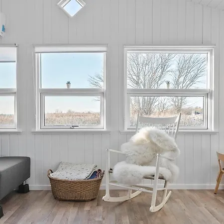 Stunning Home In Humble With Wifi Holiday home Humble